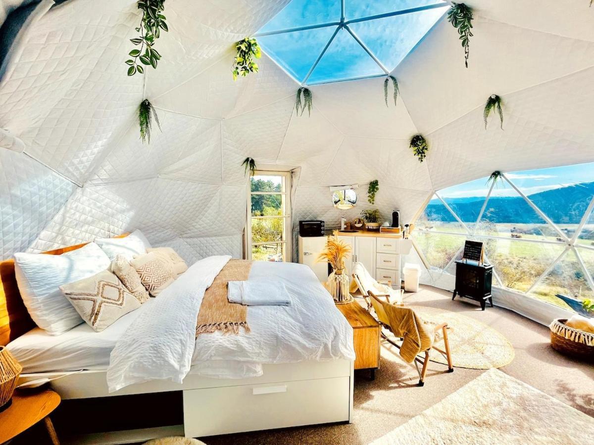 فندق Glamping Hohe Wand - Zelt Mit Sternenfenster Und Whirlpool Maiersdorf المظهر الخارجي الصورة