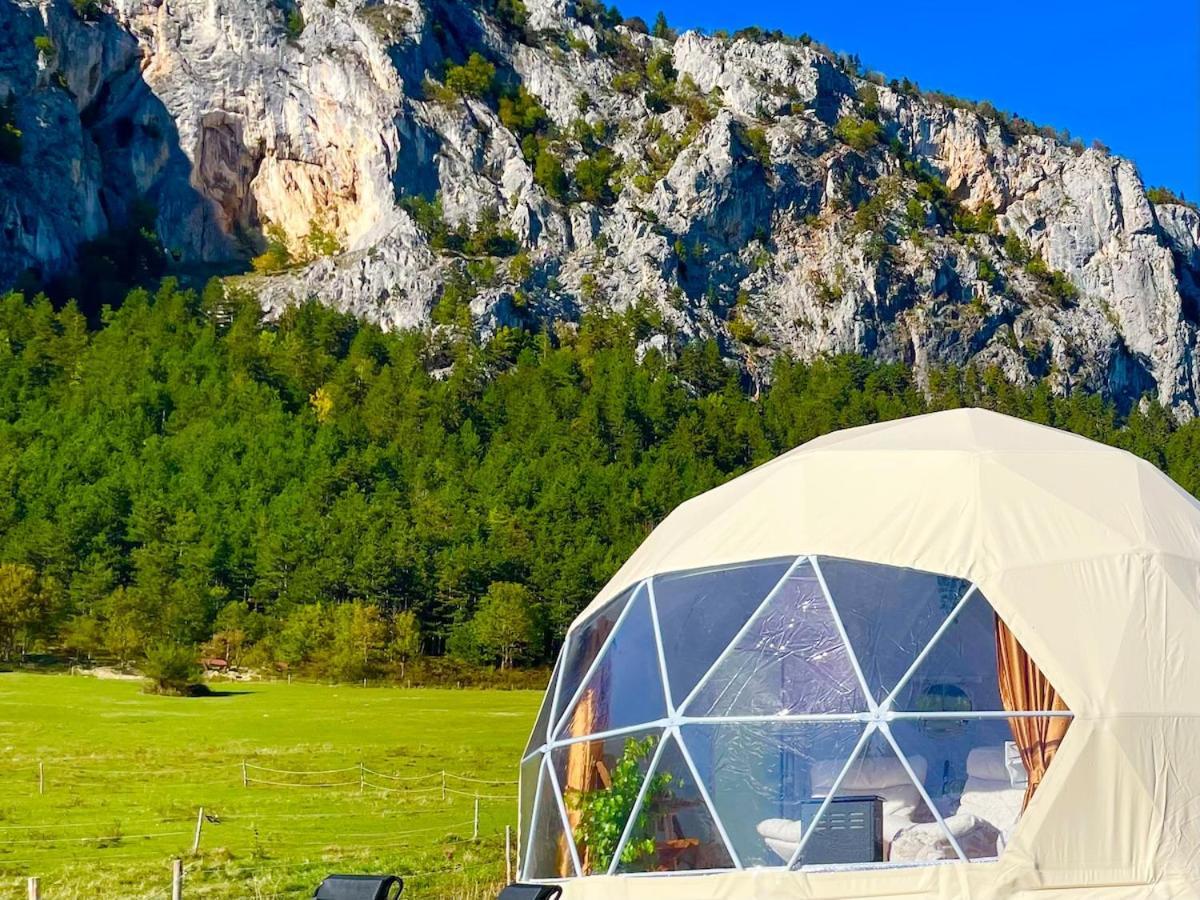 فندق Glamping Hohe Wand - Zelt Mit Sternenfenster Und Whirlpool Maiersdorf المظهر الخارجي الصورة