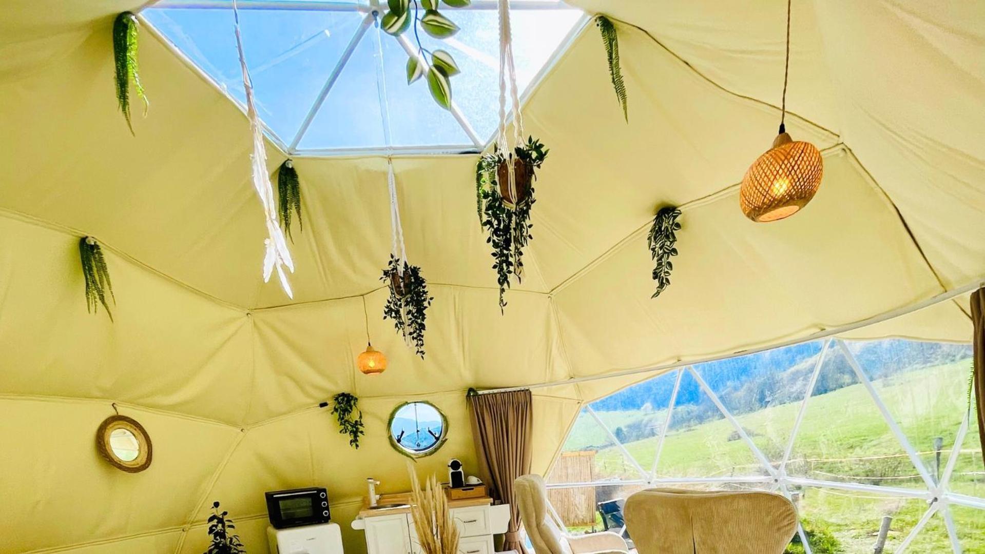 فندق Glamping Hohe Wand - Zelt Mit Sternenfenster Und Whirlpool Maiersdorf المظهر الخارجي الصورة
